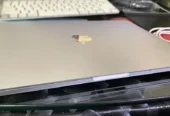 MacBook pro M1