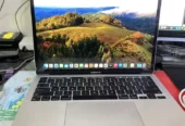 MacBook pro M1