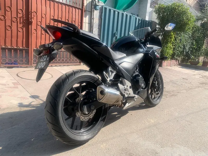 Honda CBR 500 2016